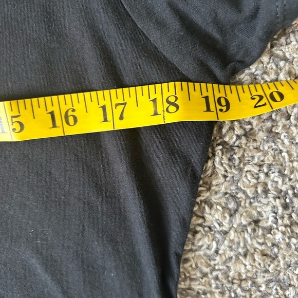 Barbie NWOT 60th Anniversary Fashion women’s t-shirt size medium - Picture 5 of 7